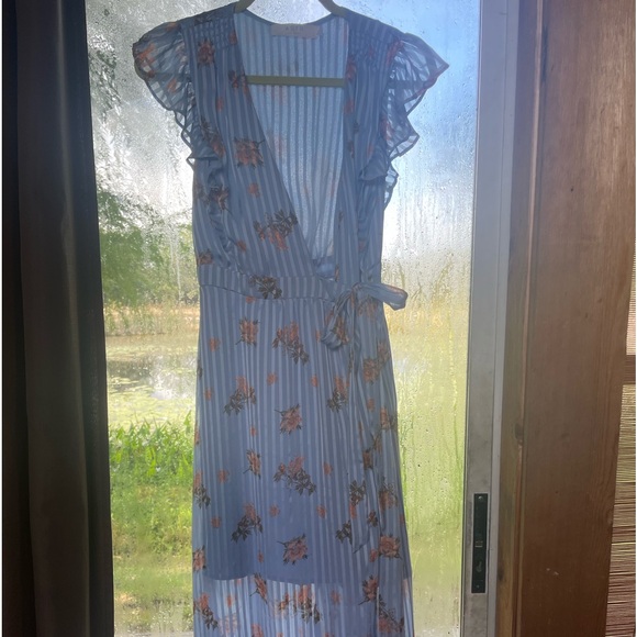 ASTR The Label Dress, Gorgeous Blue Floral, Like New, Size M, One of a Kind! - Picture 10 of 10